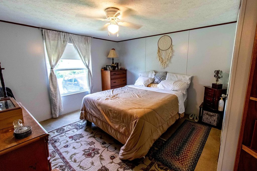 12 Single Wide Mobile Home Bedroom Ideas