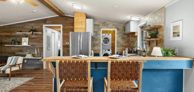 How to Achieve Rustic-Modern Look in Your Double-Wide Kitchen