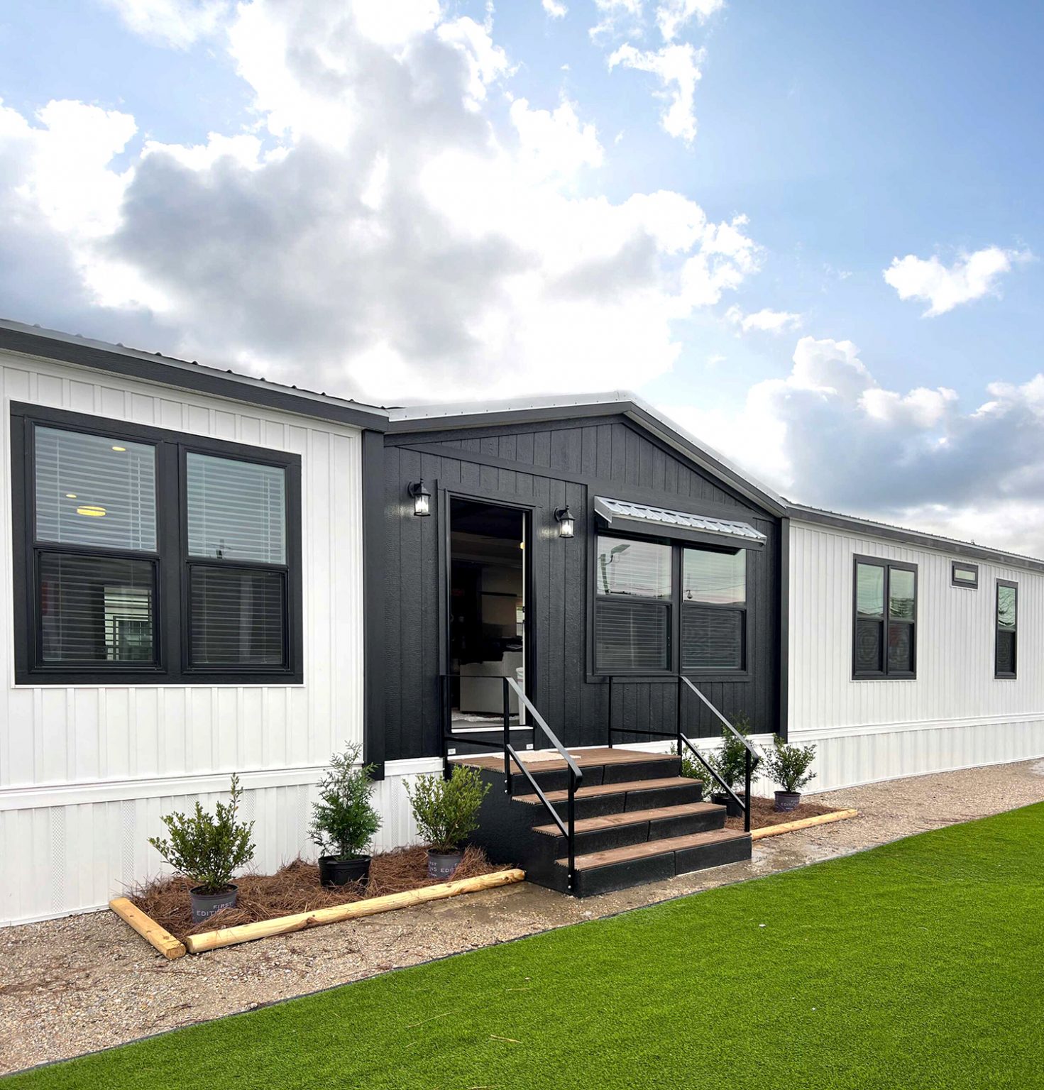 25 Modern Mobile Home Exterior Ideas to Enhance Curb Appeal