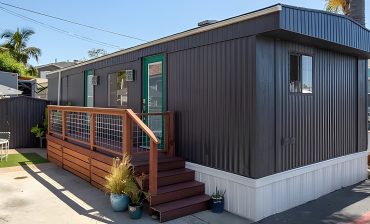 A Look Inside A Cozy Tiny Mobile Home