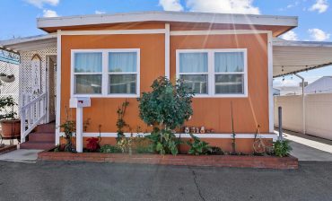 1965 Double Wide Mobile Home Makeover: Inspiring Exterior and Interior Remodel Ideas