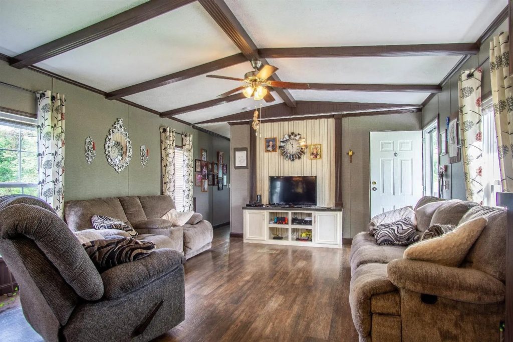 28 Stunning Single Wide Living Rooms: Simple Yet Stylish Decor Ideas