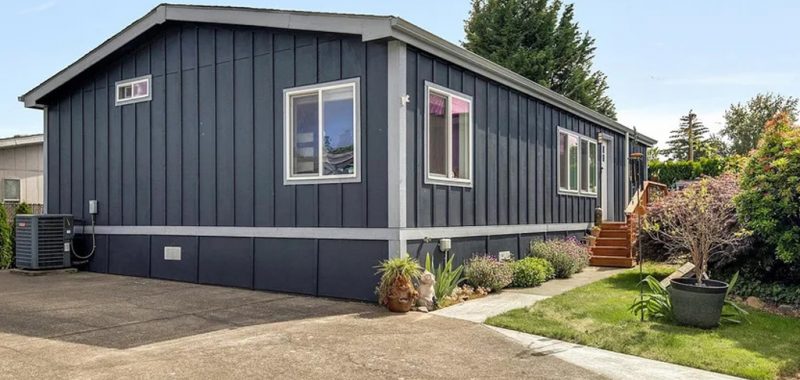 Tips for Selecting Double Wide Mobile Home Exterior Color Schemes