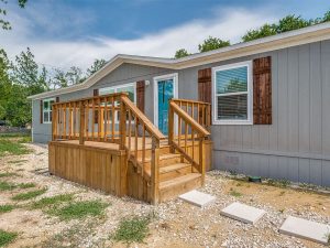 23 Stunning Mobile Home Exterior Wooden Shutter Ideas