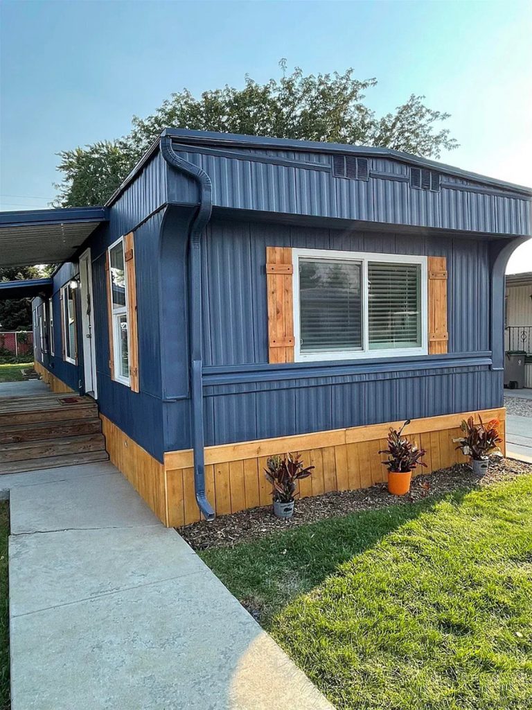 23 Stunning Mobile Home Exterior Wooden Shutter Ideas