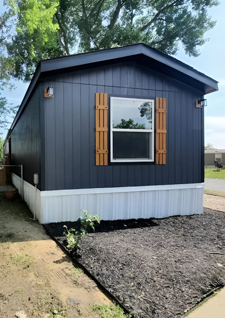 23 Stunning Mobile Home Exterior Wooden Shutter Ideas