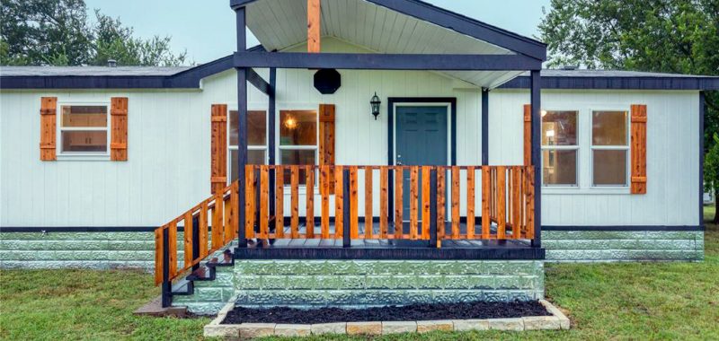30 Mobile Home Porch Ideas That Instantly Boost Curb Appeal