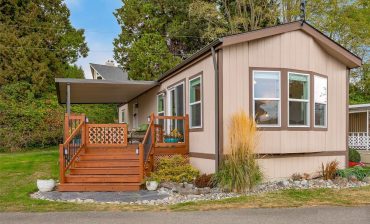 Ways to Make Your Mobile Home Look Like a House