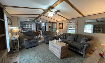 Beautiful Mobile Home Interior Renovation You Have to See