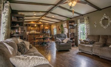 Step Inside This Cozy Single Wide Mobile Home Interior Remodel