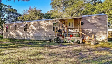 Adorable-Single-Wide-Mobile-Home-Exterior Porch