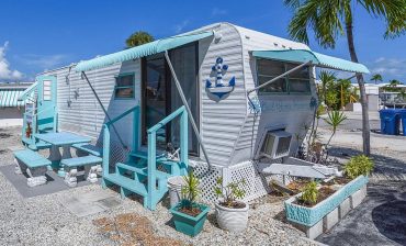 Small Single Wide Mobile Home Decor