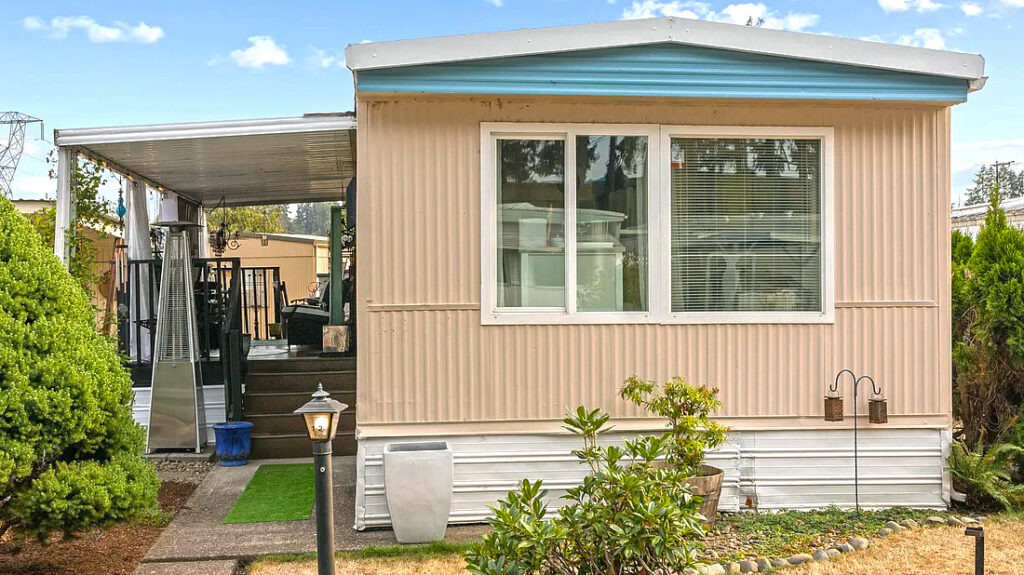 Step Inside This Stylish Single Wide Mobile Home Makeover