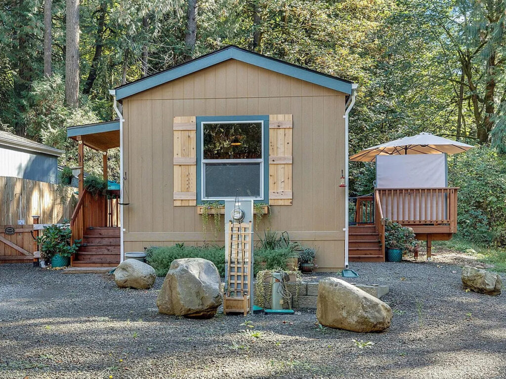 Singlewide-Mobile-Home-Ideas-You’ll-Love