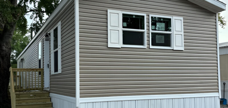 15 Smart Tips for Maintaining Mobile Home Skirting