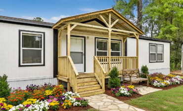 Mobile-Home-Porch-Gardening Design Ideas