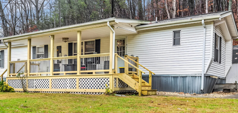 1990 Single Wide Manufactured Home Makeover