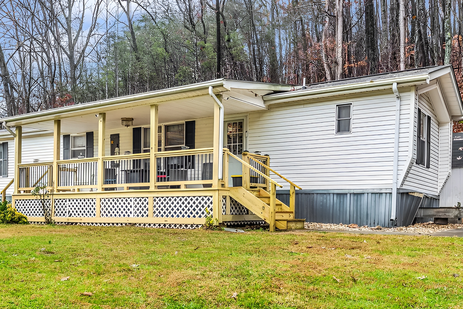 1990 Single Wide Manufactured Home Makeover