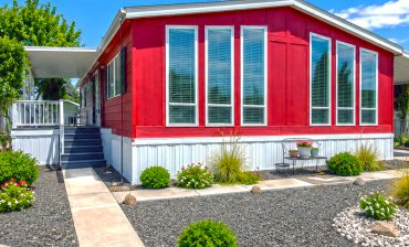 Cheerful Red Mobile Home Exteriors That Stand Out