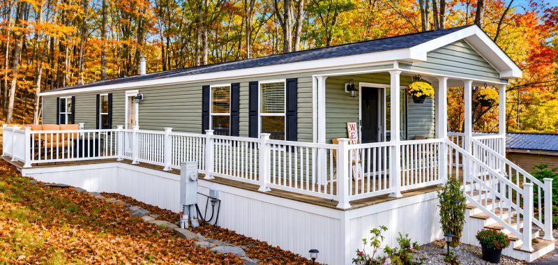 Single Wide Mobile Home Feels Like a Cottage Retreat