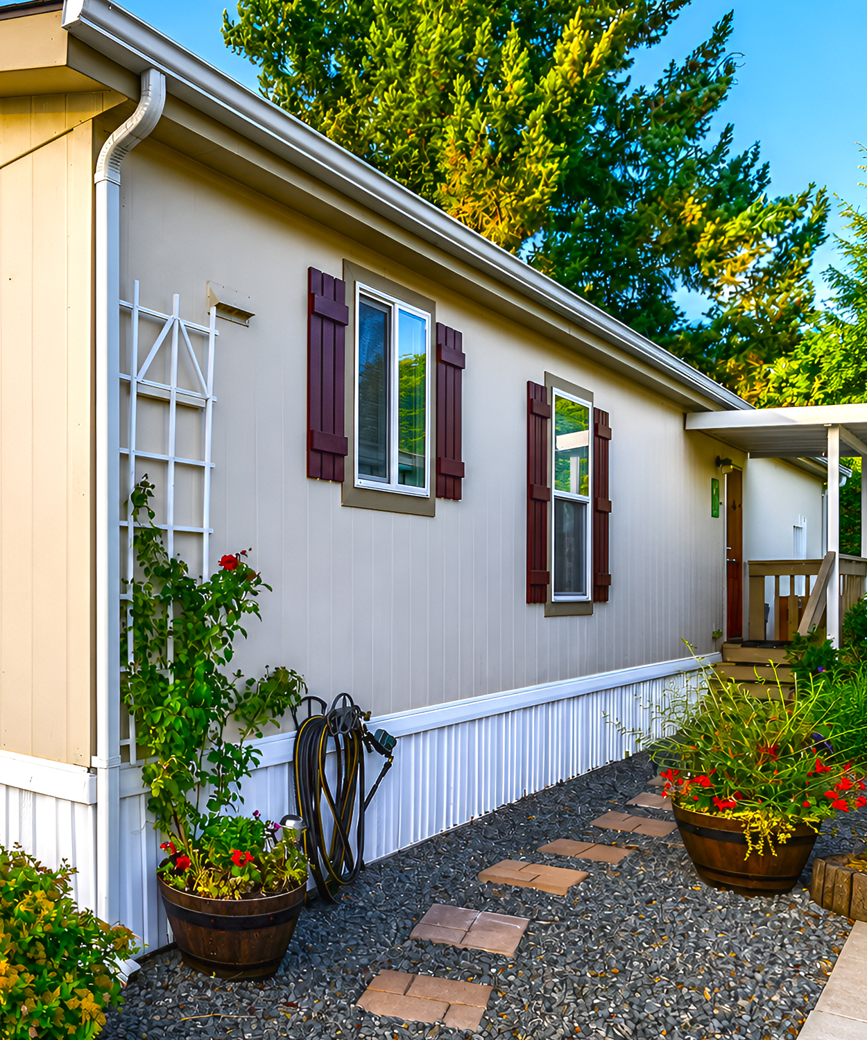 Fleetwood Single Wide Mobile Home With Farmhouse Charm
