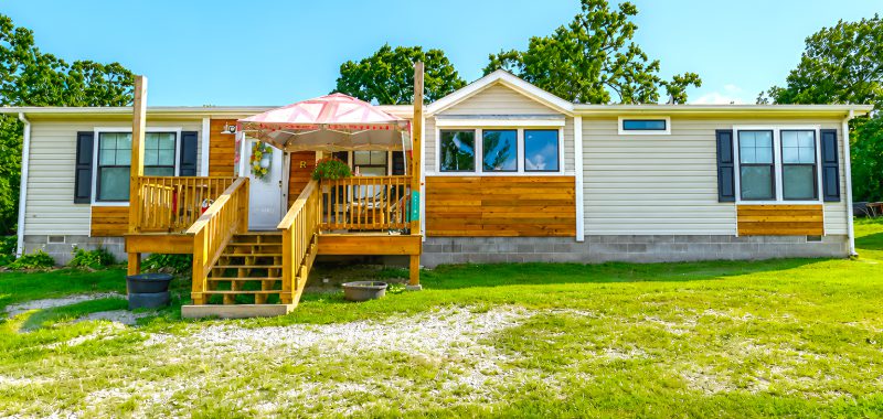 Rustic-Industrial-Manufactured-Home Design