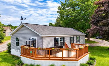 Mobile-Home-Deck Design