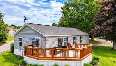 Mobile-Home-Deck Design