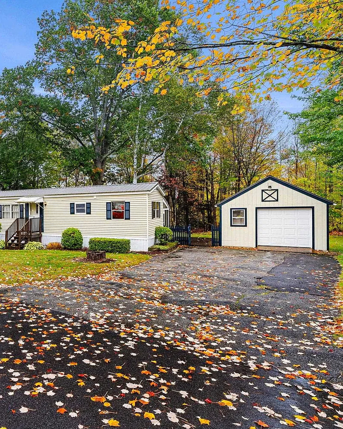18 Mobile Home Garage Design Ideas That Add Storage and Curb Appeal