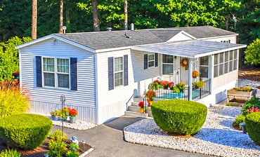 10 Single-Wide Mobile Home Decorating Ideas